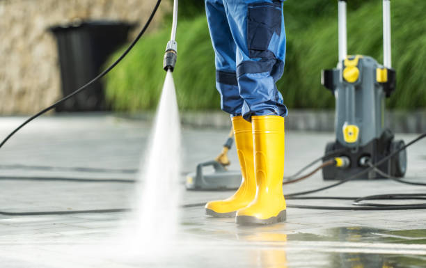 Best Commercial Building Pressure Washing  in Butler, WI